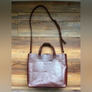 Portland Leather Medium Crossbody Tote Cognac